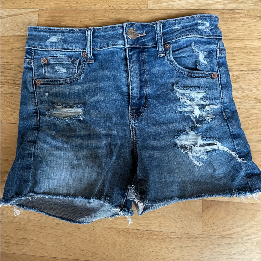American Eagle Women’s jean shorts, size 4, super stretch